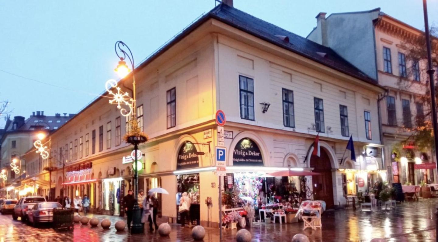 Budapestayz - Lonyay Studios Budapeste Exterior foto